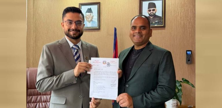 शिक्षा तथा खेलकुद मन्त्रालयको सल्लाहकारमा शैलेन्द्र झा नियुक्त