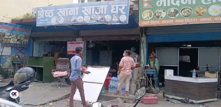 कोशीको जग्गा : डोजर चलाउने चेतावनीपछि धमाधम सटर खाली हुँदै