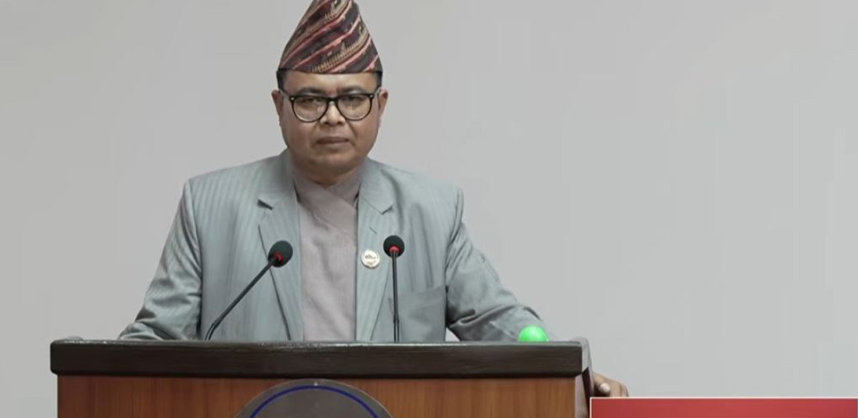 सांसद पोर्तेलले भने : जलाउनेहरू नै सिंहदरबार पसेपछि जनता चलाउन थाले