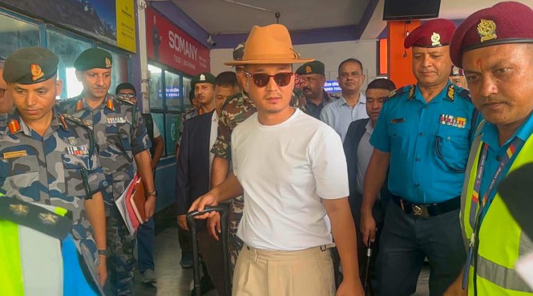 गृहमन्त्री गुरुङ विराटनगरमा