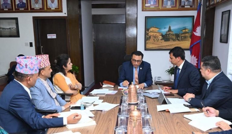 आर्थिक सुधारका कानुनी जटिलता मिसन मोडमा फुकाऔँ : अर्थमन्त्री