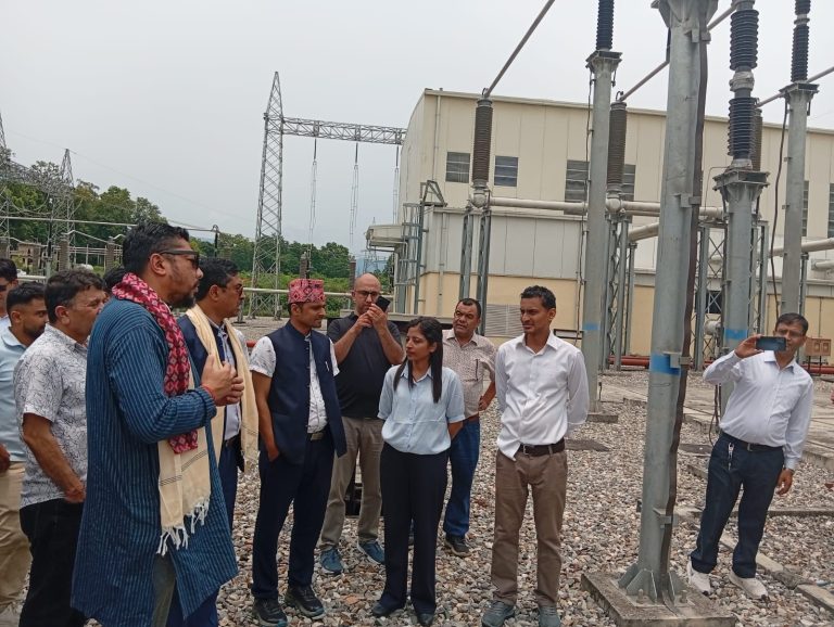भरतपुरमा भूमिगत विद्युत् तार जडान अन्तिम चरणमा, असोजभित्र सञ्चालन गर्ने लक्ष्य