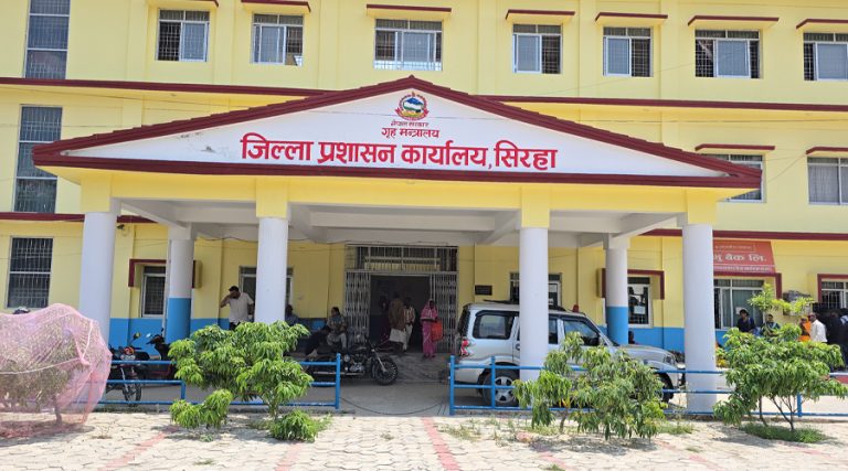 रसुवा बाढीपीडितका नाममा स्वेच्छिक राहत संकलन नगर्न सिरहा प्रशासनको आग्रह