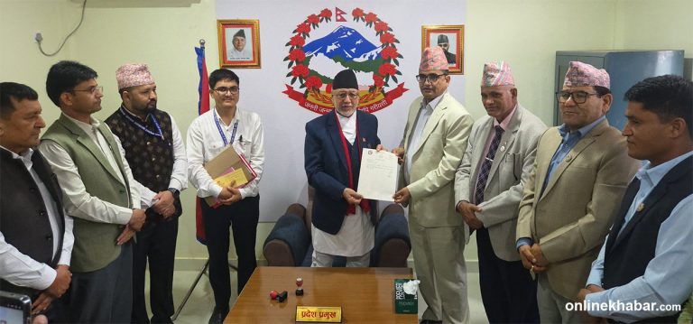 मुख्यमन्त्री नियुक्त भएपछि खगराजले भने– चमत्कार त सम्भव हुँदैन, जे गर्नेछु राम्रो गर्नेछु