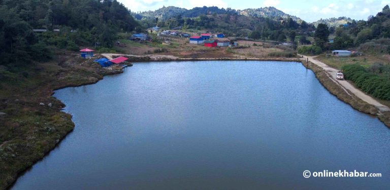 लेखगाउँको लयमा, तस्वीरहरू