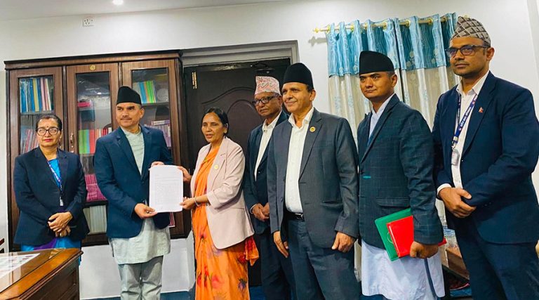 डिम्ब तथा शुक्रकीट दान सम्बन्धी संकल्प प्रस्ताव संसद्‍मा दर्ता