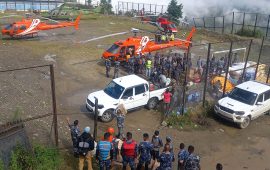 बाढी पीडित भन्छन्- राहत पाएनौं, सरकारको दाबी-ट्रक र हेलिमा गइसक्यो