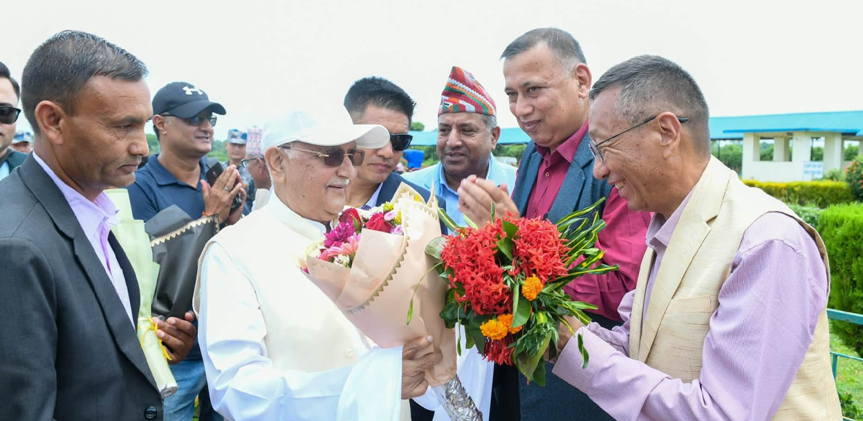 फागुन २१ को निर्वाचनपछि ओली पहिलो पटक गृहजिल्ला झापा पुगे
