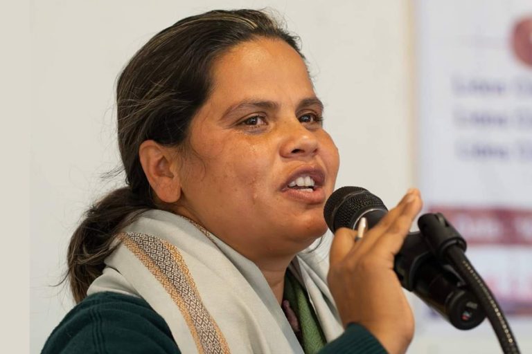 ४४ सहाराविहीन बालबालिकाकी ‘आमा’ बनेकी कमला