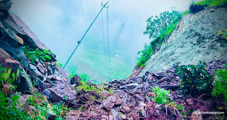 रुकुमपूर्वको मध्यपहाडी लोकमार्गमा राति सवारी चलाउन रोक