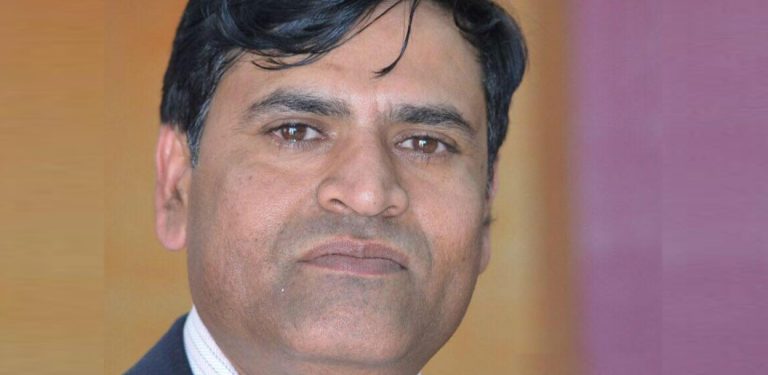 पूर्वसचिव न्यौपानेसँग साढे चार लाख धरौटी