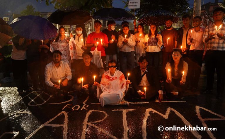 गरिमा चौधरीको न्यायका लागि काठमाडौंमा आज पनि प्रदर्शन (तस्वीरहरू)