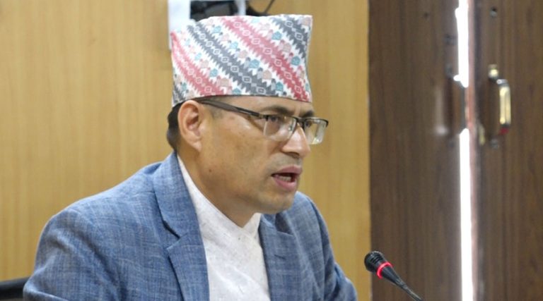दीर्घरोगी कैदीबन्दीबारे वैकल्पिक व्यवस्था खोज्न आवश्यक छ : गृहसचिव श्रेष्ठ