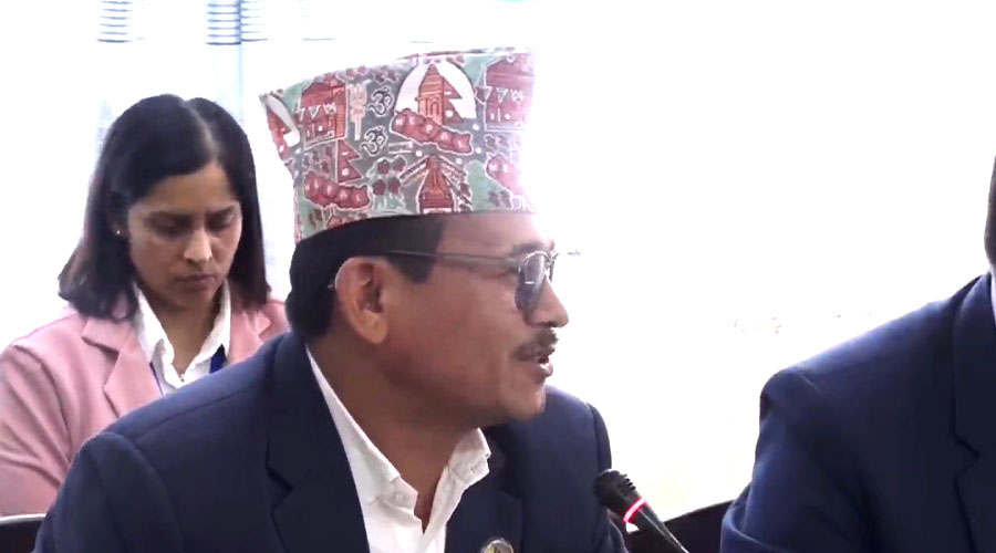 सांसद मल्लको चिन्ता– सार्वजनिक अस्पतालहरू आफैं ‘बिरामी’ परे