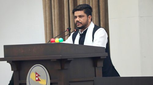 बालश्रमसम्बन्धी विधेयकमा कुनै विरोधाभास छैन : मन्त्री यादव
