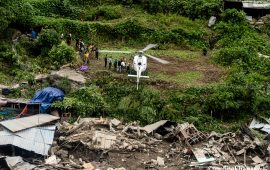 आज बिहानैदेखि हेलिकप्टरमार्फत उद्धार जारी रहने