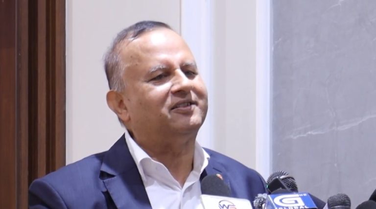 अहिलेको प्राथमिकता कम्युनिस्ट पार्टीबीच एकता होइन, जनतासँग सम्बन्ध सुधार हो : शंकर पोखरेल