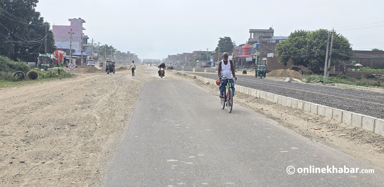 सिरहाको गोलबजारमा दिनभरका लागि खुकुलो बनाइयो कर्फ्यु