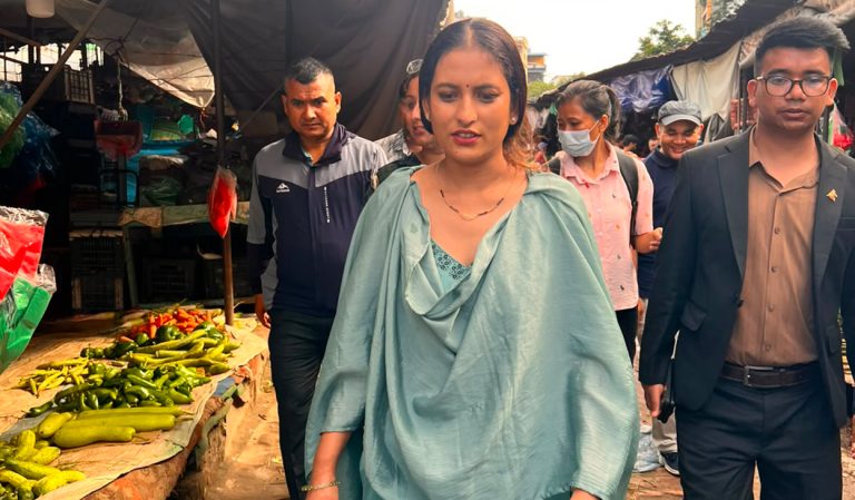 भृकुटीमण्डपमा मन्त्री सिता बादीको अनुगमन