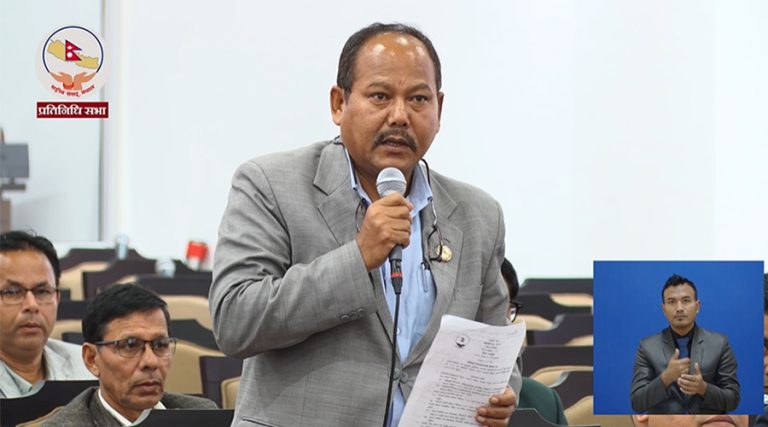प्रधानमन्त्री बालेनको सीमाबारे अभिव्यक्तिमा प्रश्न नगर्न रास्वपा सांसदले दिए चेतावनी