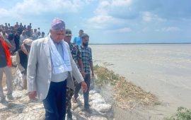 सुस्ता कटान क्षेत्रको स्थलगत अनुगमनमा पुगे मुख्यमन्त्री आचार्य