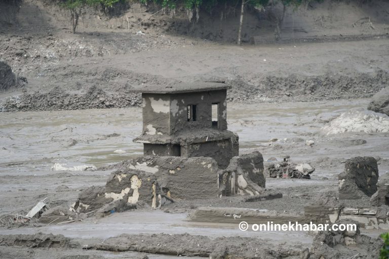 तनहुँ, गोरखा र नवलपुरमा १३५ शव भेटिए, १९ वटा पोखरा ल्याइए
