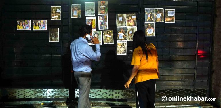 बाढीले परिवार छुटायो, आफन्त अस्पतालमा खोज्दैछन्