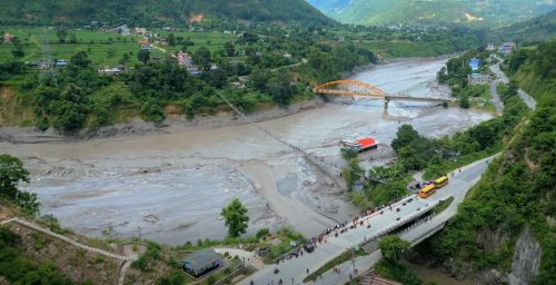 रसुवा बाढी सन्देश : धेरै होइन, अग्ला-लामा पुल बनाऊ