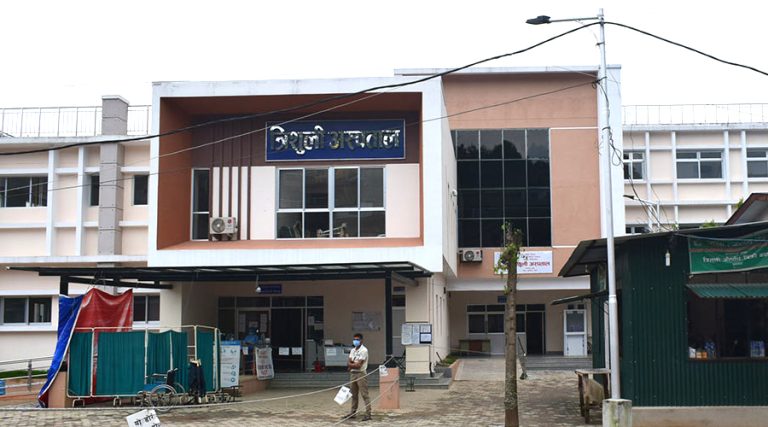 त्रिशूली अस्पताल सुरक्षित, बाढीका घाइतेहरू आउन थाले