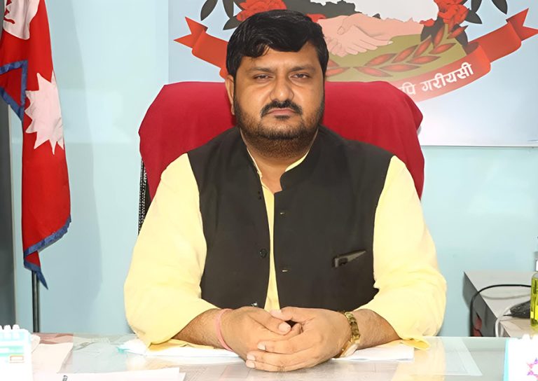 प्रतापपुर गाउँपालिका अध्यक्ष यादवविरुद्ध पक्राउ पुर्जी जारी