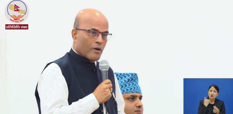 हाम्रो सरकारको प्रभाव र विश्वास जनतामा घट्दै गयो : अमरेश कुमार सिंह