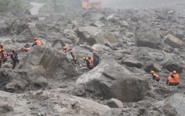 भोटेकोशी बाढीपछि भूमिगत पावर हाउसमा फसेकाको उद्धार जारी