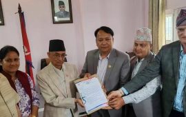 राप्रपासहितको समर्थनमा बागमतीको मुख्यमन्त्रीमा थापाको दाबी पेश