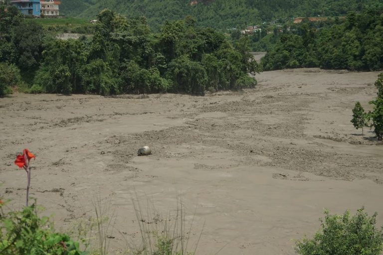 पालुङटारबाट गोसाइकुण्ड दर्शन गर्न गएका ३४ यात्रु सम्पर्कविहीन
