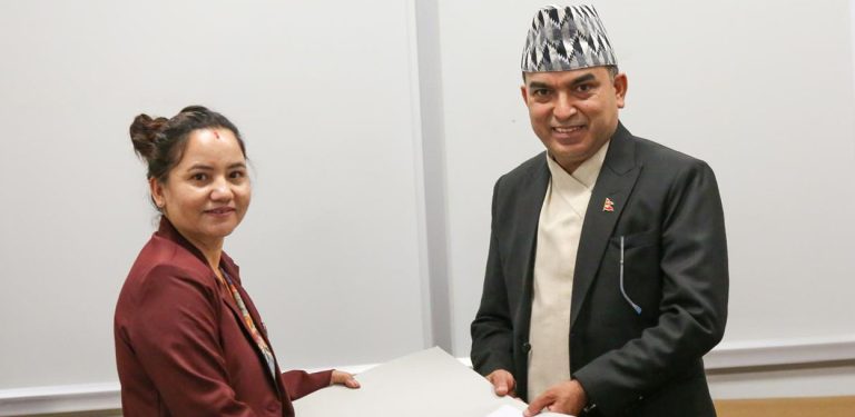बाँदर र बँदेल नियन्त्रणको माग गर्दै संसद् पुग्यो जरुरी सार्वजनिक महत्त्वको प्रस्ताव