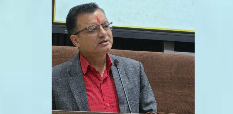 देउवाले आफूलाई सभापति भन्ने नैतिक आधार छैनः दिनेश कोइराला