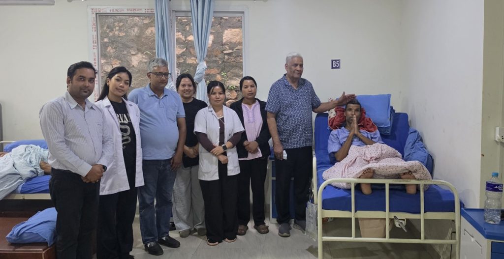 एकराज परियारको उपचारका लागि सहयोग प्राप्त