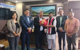 उद्योग वाणिज्य महासंघले भेट्यो श्रम मन्त्री, श्रम कानुन संशोधनमा जोड