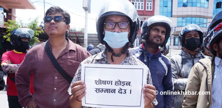इन्ड्राइभविरुद्ध चालकहरूको प्रदर्शन (तस्वीरहरू)