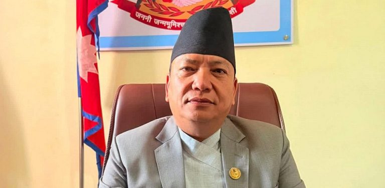 बागमतीको मुख्यमन्त्रीमा किरण थापा नियुक्त