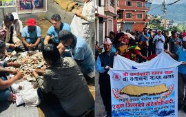 लाखे नाच प्रदर्शन गरी बाढीपिडितलाई सहयोग संकलन