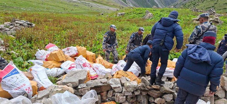 हुम्लामा ७ दिनमा करिब एक करोड बराबरको चिनियाँ मदिरा बरामद