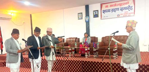 कर्णालीमा तीन सातापछि सरकार विस्तार, एमालेका ३ मन्त्रीले लिए शपथ