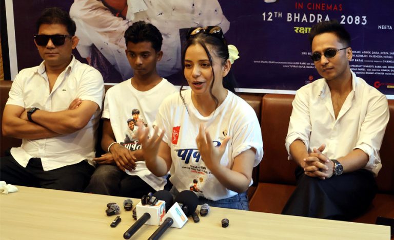 ‘पार्वती’ फिल्मको पहिलो दिनको कमाइ प्रधानमन्त्री दैवी प्रकोप उद्धार कोषमा दिइने