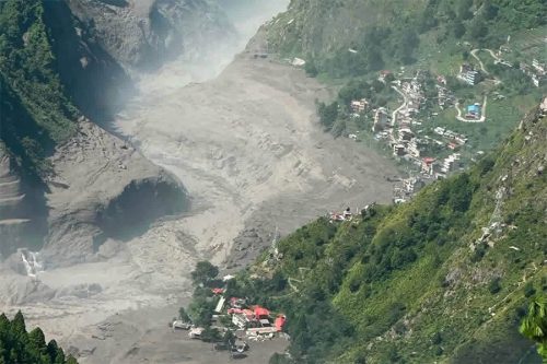 बाढीपछि रसुवाका ६ स्वास्थ्यकर्मी सम्पर्कविहीन, दुई स्वास्थ्य चौकी बगायो