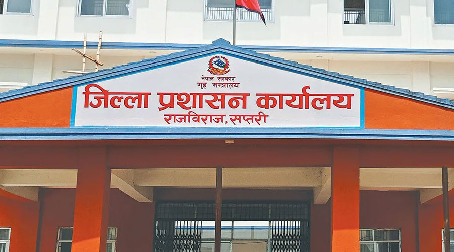 सप्तरी प्रशासनको आग्रह– सञ्जालका भ्रामक पोस्टमा निगरानी गरेका छौं, हटाउनू