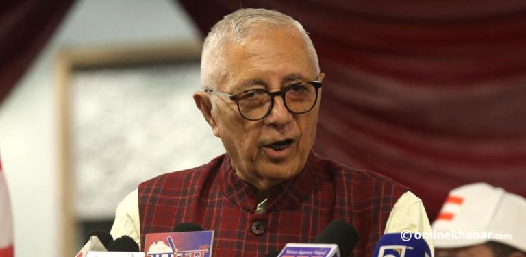 कसैको निरंकुशता स्वीकार्दैनौं, पार्टी एक हुनेमा विश्वस्त छु : शेखर कोइराला