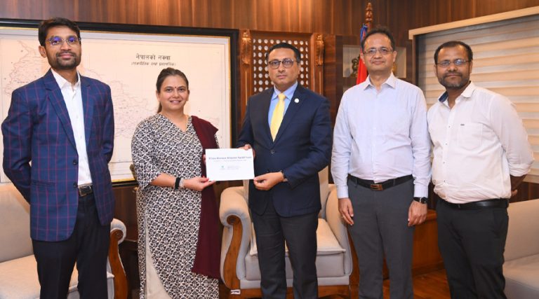 विपद्‍मा शंकर ग्रुपको ४ करोड सहयोग, २५ लाख बराबरको टेन्ट पनि वितरण