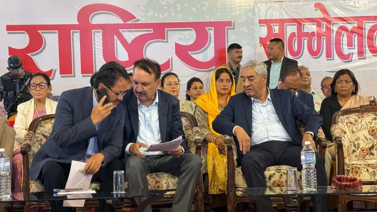 देउवा समूहले धर्मनिरपेक्षताबारे धारणा बदल्न खोजेको हो ?