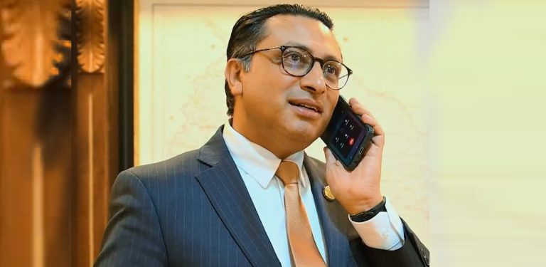 सरकारको करदाता प्रोत्साहन उपहार : हेमराजले जिते १० लाख, सपनाले एक लाख